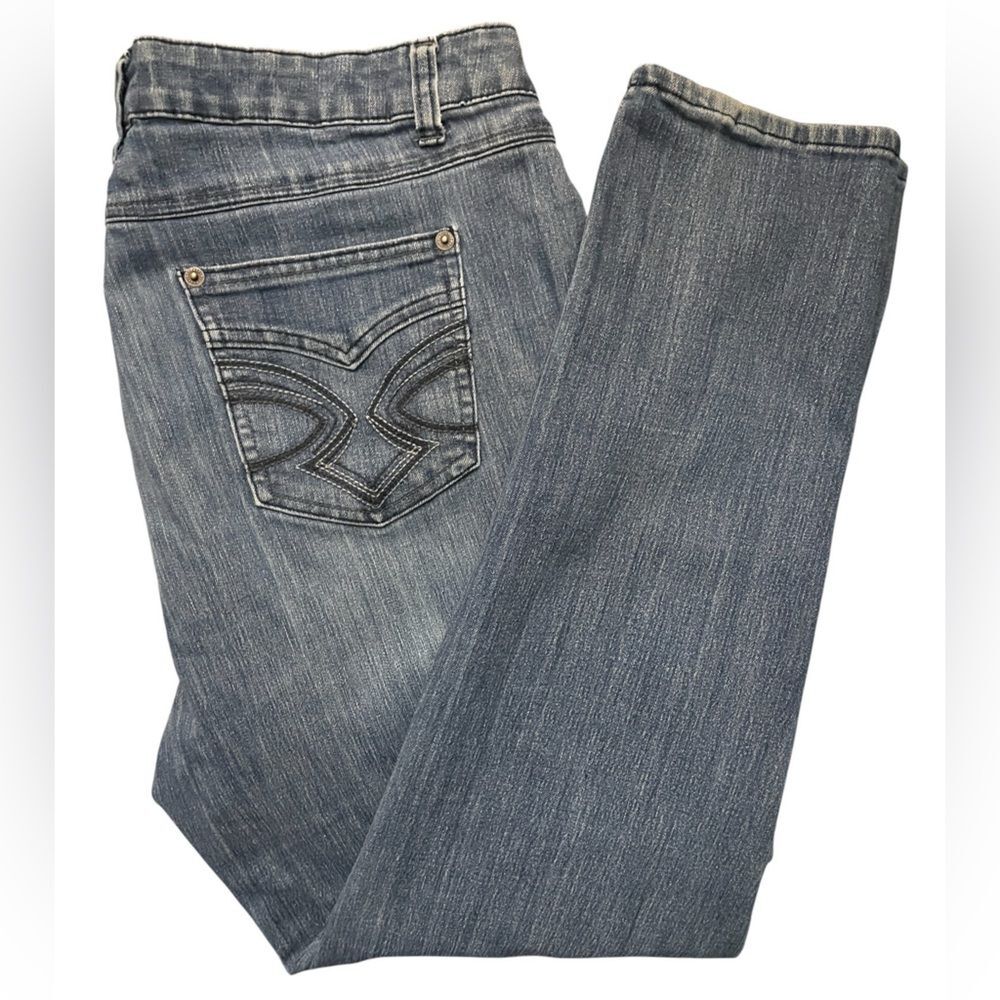 Classic Blue Women's Jeans Size 16 by Roz & Ali Jean straight